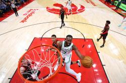 开云官网-凯尔特人主场击败猛龙，豪取四连胜