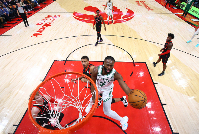 凯尔特人主场击败猛龙,豪取四连胜 凯尔特人主场击败猛龙,豪取四连胜